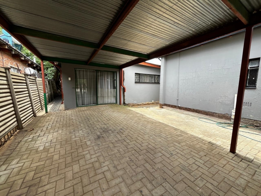 10 Bedroom Property for Sale in Brandwag Free State